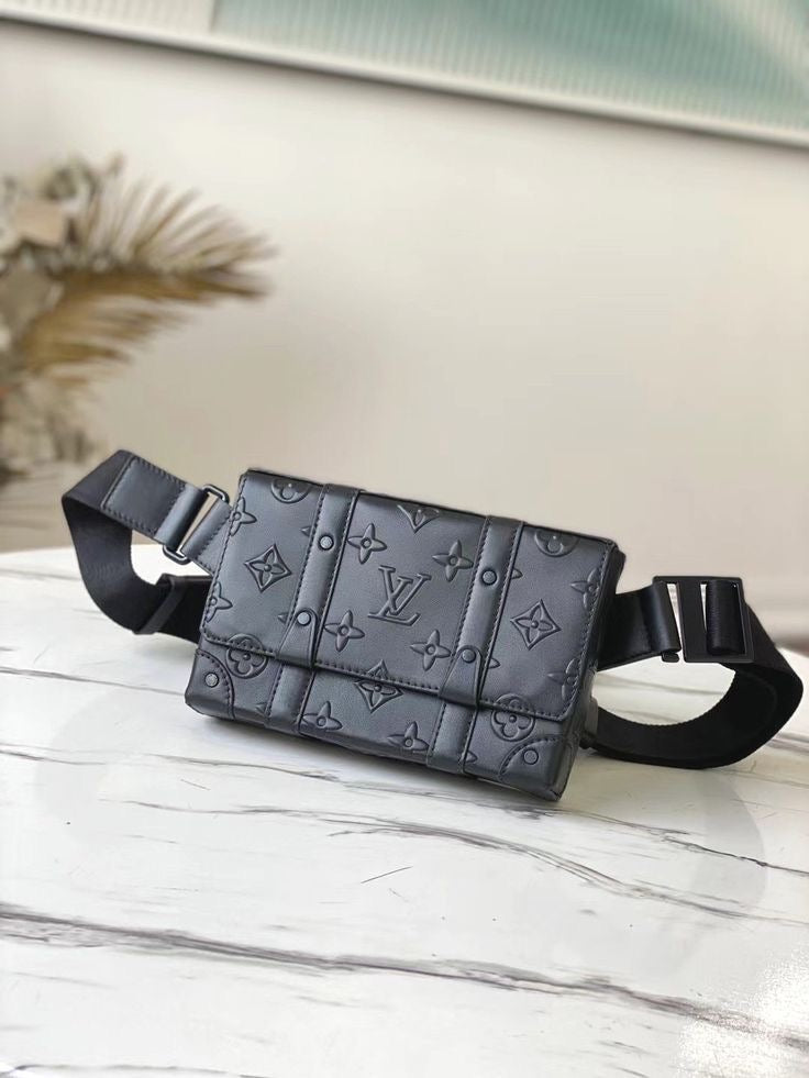 Louis Vuitton Mens Bag