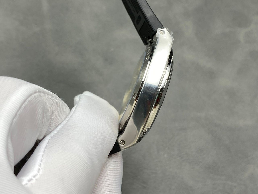 Vacheron Overseas Swiss Superclone