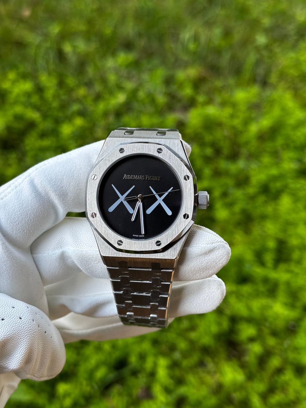 Audemars Piguet 3A+ Quality Royal Oak XX Kaws Limited Edition