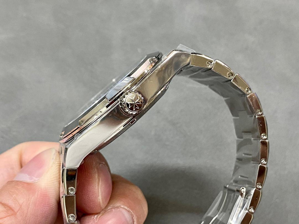 Vacheron Overseas Swiss Superclone
