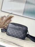 Louis Vuitton Mens Bag Black Alpha Messenger