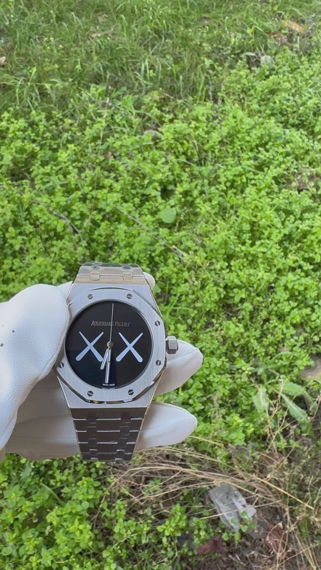 Audemars Piguet 3A+ Quality Royal Oak XX Kaws Limited Edition
